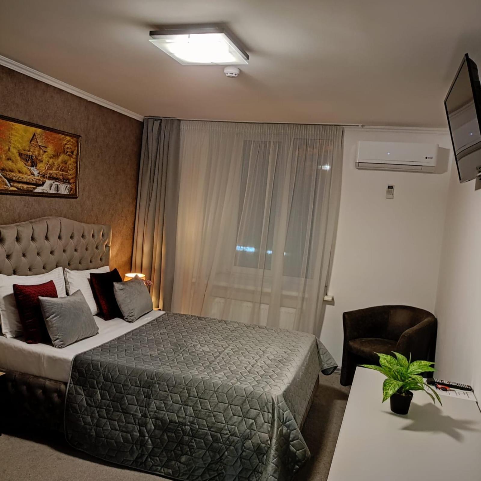 Venus Hotel Odessa Buitenkant foto